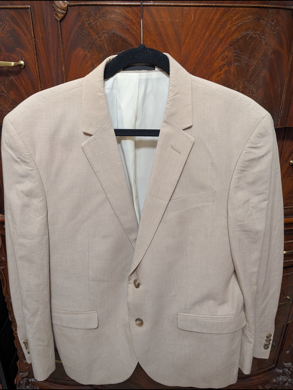 Kenneth Cole New York Light Beige Two-Button Sport Coat. 42S
